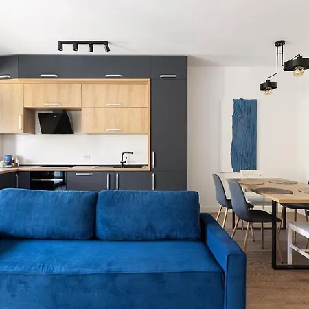 Appartement Mirador - Designer 2-bedroom With Views Of The Old Town And Tampa Mountain Braşov