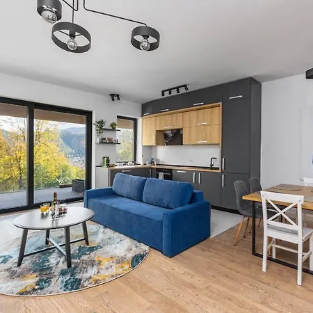 Appartement Mirador - Designer 2-bedroom With Views Of The Old Town And Tampa Mountain Braşov