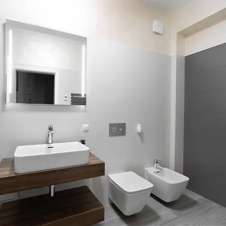 Mirador - Designer 2-bedroom With Views Of The Old Town And Tampa Mountain Appartement Braşov
